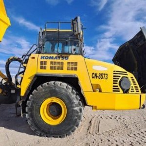 foto Komatsu HM400-3MO