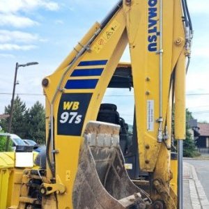 foto Komatsu WB97 S8 koparko ladovarka