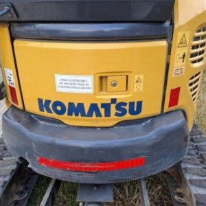 foto 3.7t mini-koparka Komatsu PC35 2lyzki